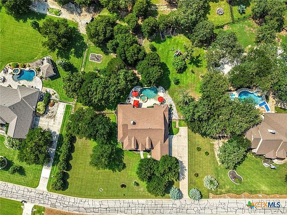 4th image of 1105 Bella Risa Dr