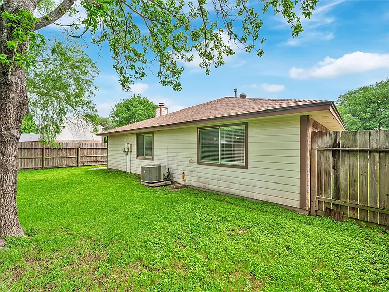2955 High Plains Dr — Photo 2