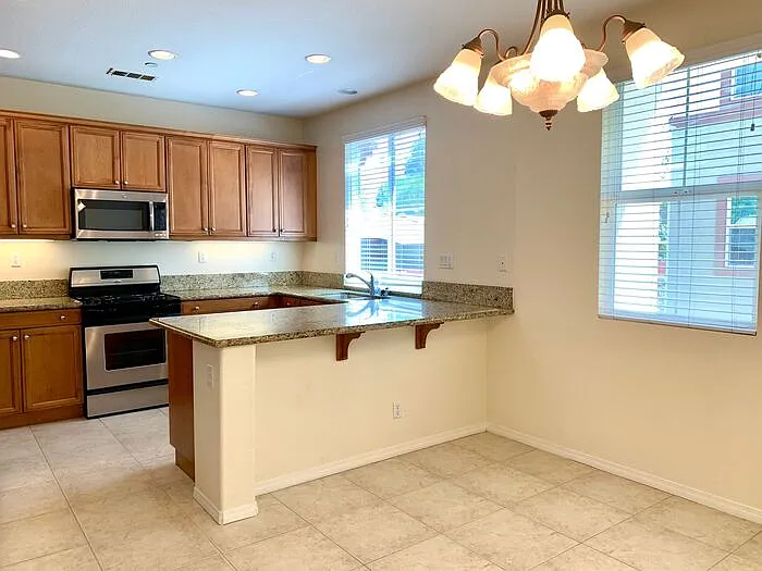 142 Principia Ct — Photo 7
