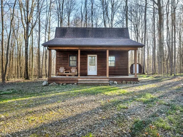 8335 S Wiswell Rd, Windsor, OH 44099