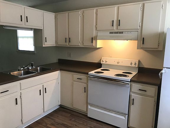 2nd image of 1609 Donington Ct APT A