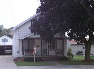 408 Wilson St, Little Chute, WI 54140