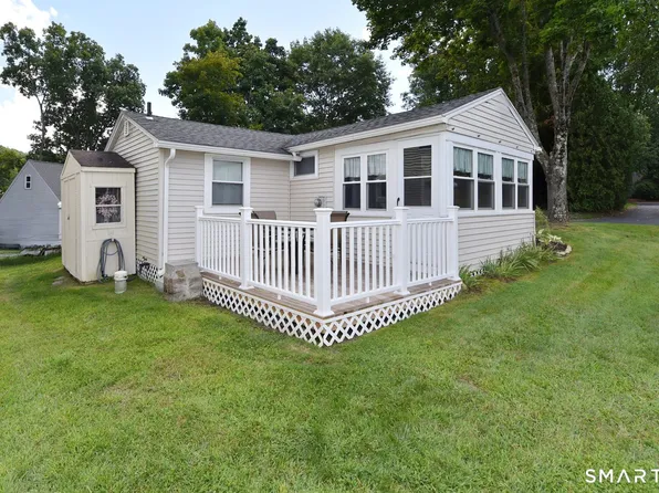 1 Day Point Road #6, East Hampton, CT 06424