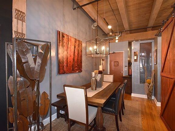 3rd image of 2735 W Armitage Ave APT 302