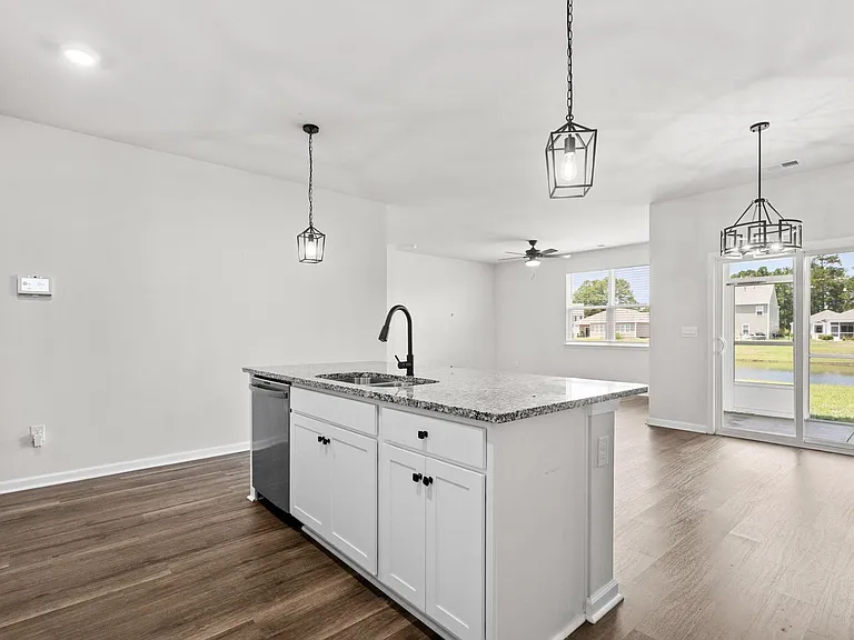 730 Gryffindor Dr — Photo 20
