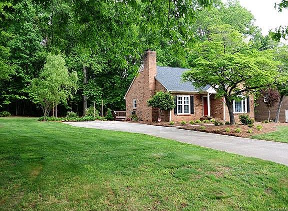 3rd image of 205 Keltic Meadows Dr