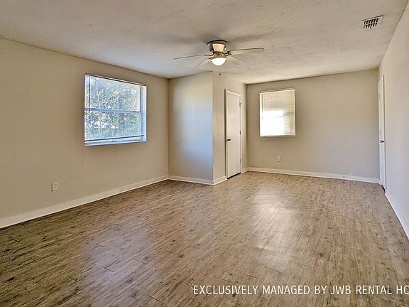 4th image of 4845 Portsmouth Ave