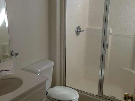 4th image of 23506 Underwood Cir