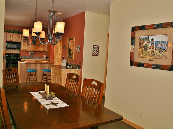 Elegant Lighting in Dining