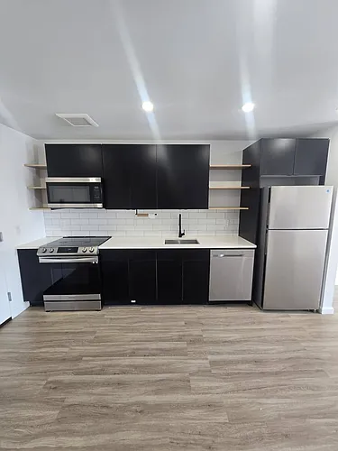555 Market St #3A Photo 1