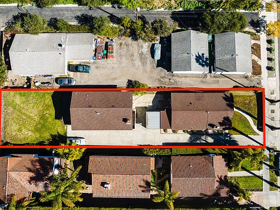 4th image of 1229 E Cota St