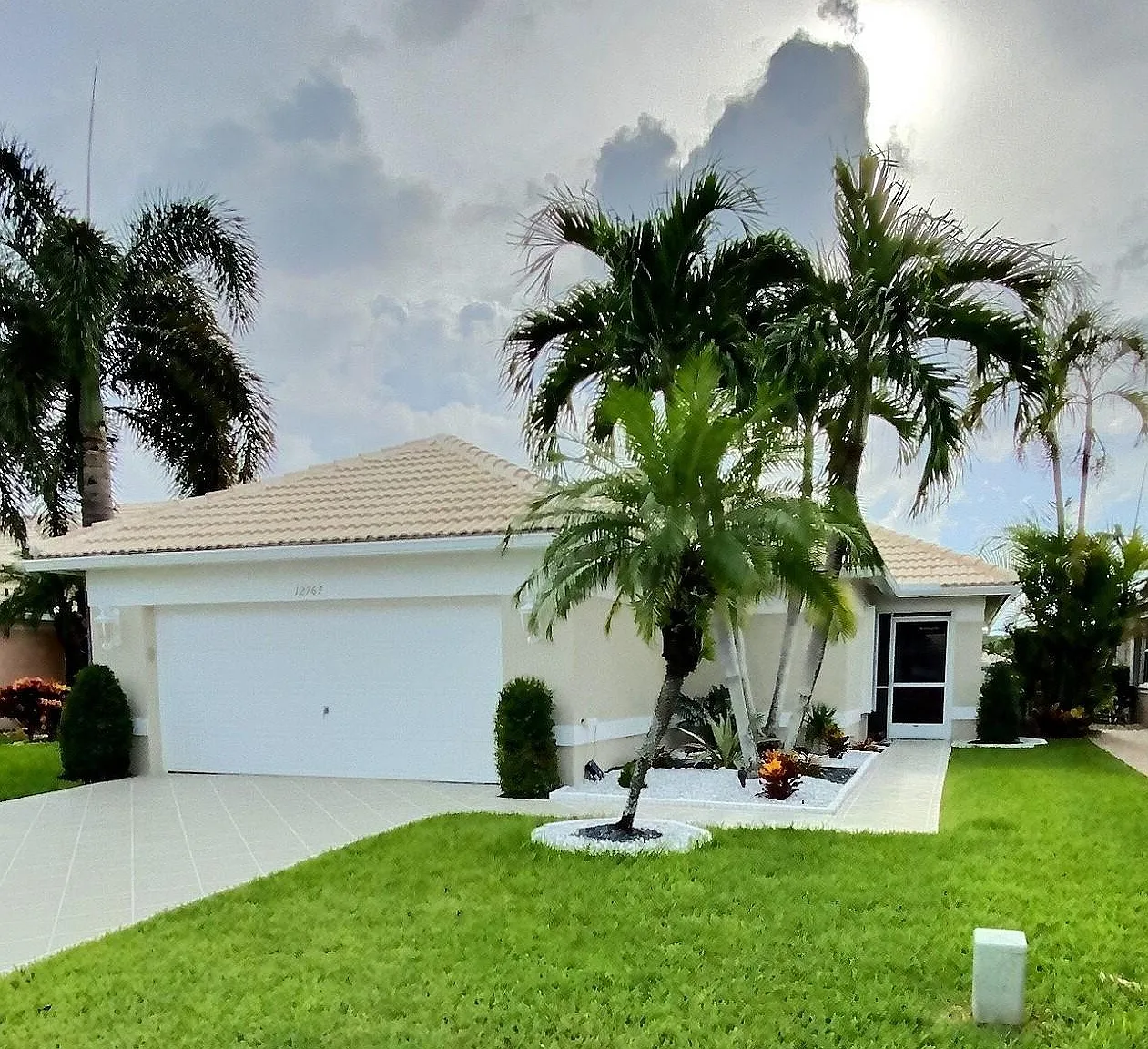 3 bed, 1589 sqft, $3,100 — Photo 1