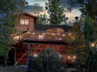 1127 Crags Ln, Fawnskin, CA 92333