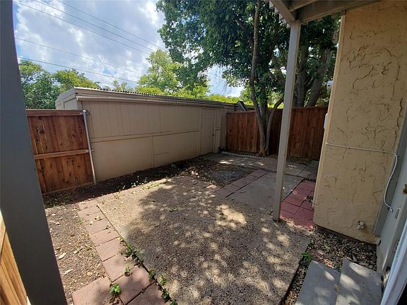 4th image of 9230 Emberglow Ln