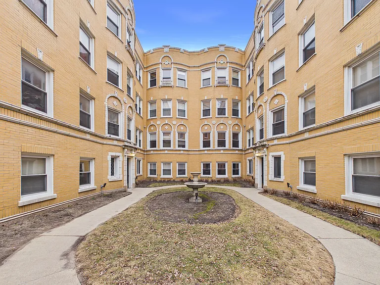 7403 N Hoyne Ave #2 — Photo 29