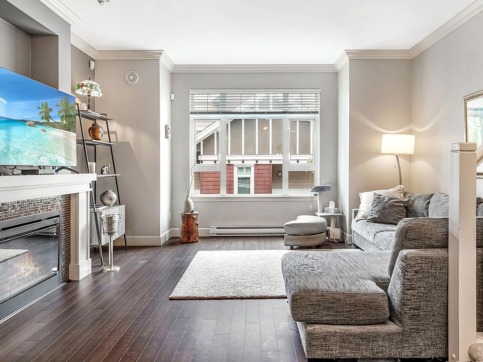 1st image of 105-2979 156th St #105