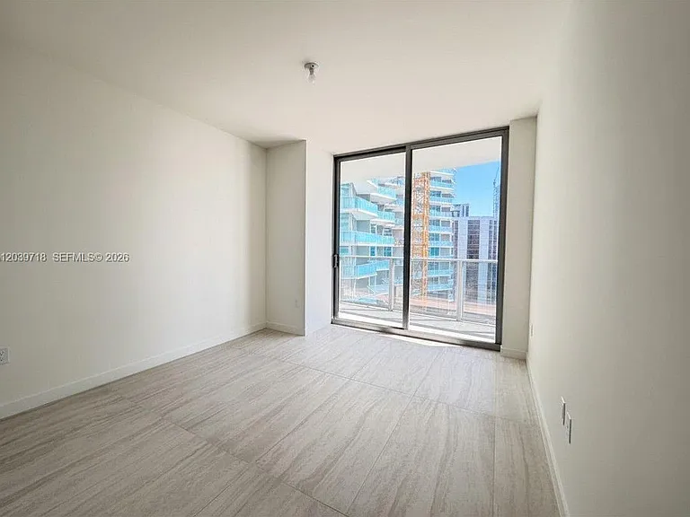 77 SE 5th St #1903 — Photo 11