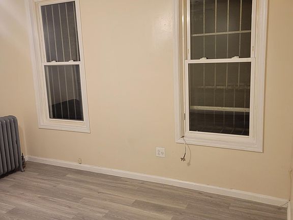 5th image of 2763 Reservoir Ave #2F