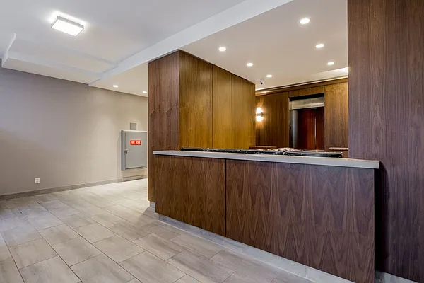 Rented by PWV Acquisitions | media 9