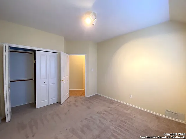 6635 Shady Bend Dr — Photo 24