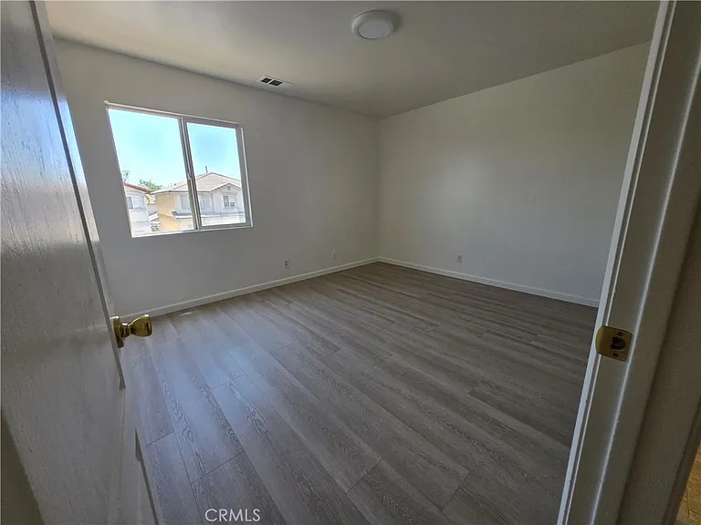 481 Pinewood — Photo 22