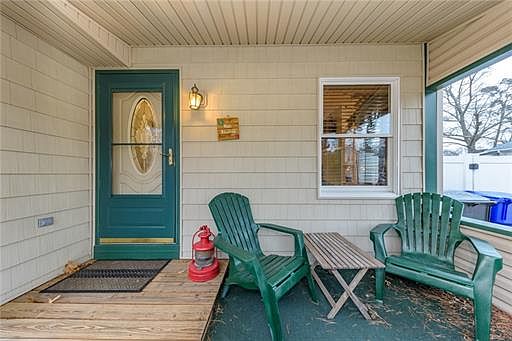 2nd image of 617 Anthony Ave