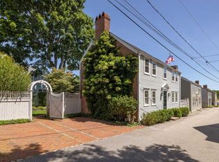 17 Pickering St, Portsmouth, NH 03801