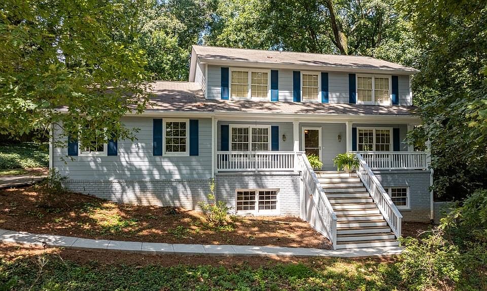 1st image of 940 Hunterhill Dr