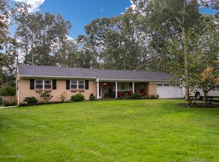 833 Donegal Ct, Toms River, NJ 08753