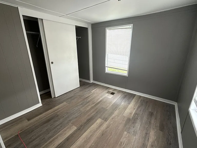 1221 N Valrico Rd #27 — Photo 11