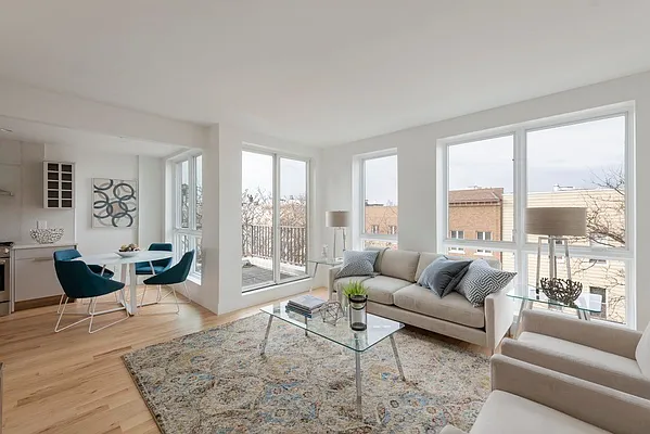 Sold by Nest Seekers International | media 2