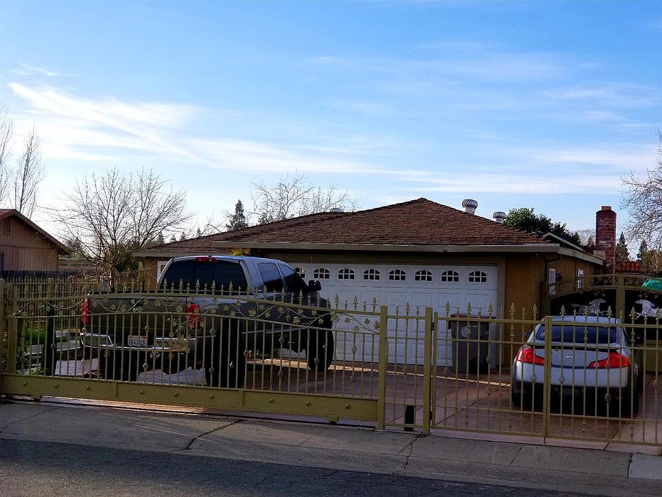 1st image of 348 Du Bois Ave
