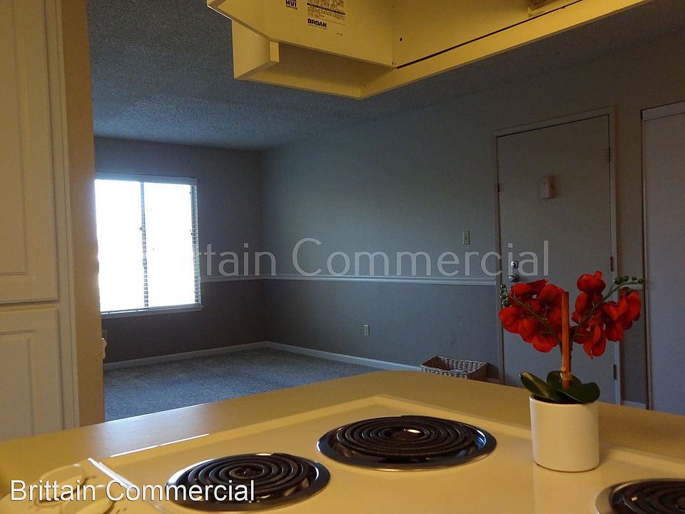 1st image of 4948 Stamas Ln APT 12