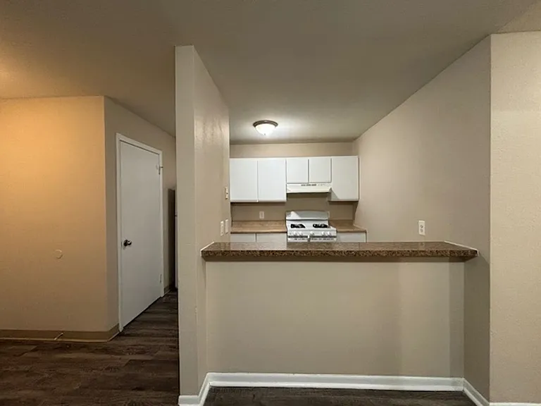 2340 Michael Ave SW — Photo 22