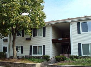 6 Norwich Pl #4, Somerset, NJ 08873