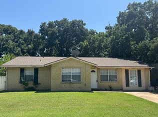11216 Erich Dr, Balch Springs, TX 75180