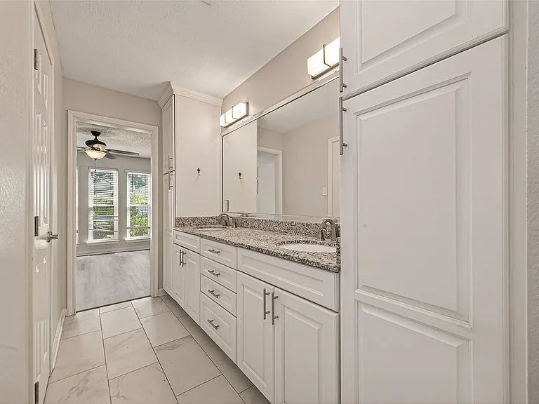 14507 Ravenhurst Ln — Photo 35