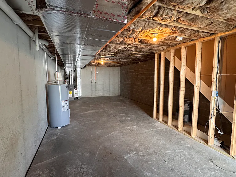19 Burk Ct — Photo 34