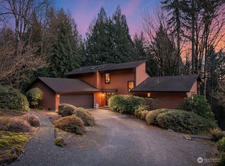 25519 SE 159th St, Issaquah, WA 98027