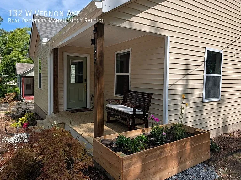 132 W Vernon Ave — Photo 32