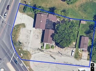 20924 & 20902 W Park Ave, Mundelein, IL