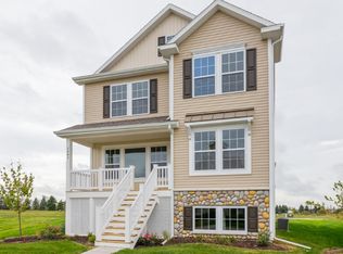 432 E Summer Grove Dr, Douglas, MI 49406