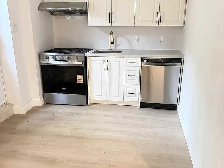23 Tierra Ave #BASEMENT — Photo 6