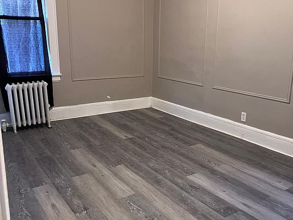 4th image of 166-168 Columbia Ave #1