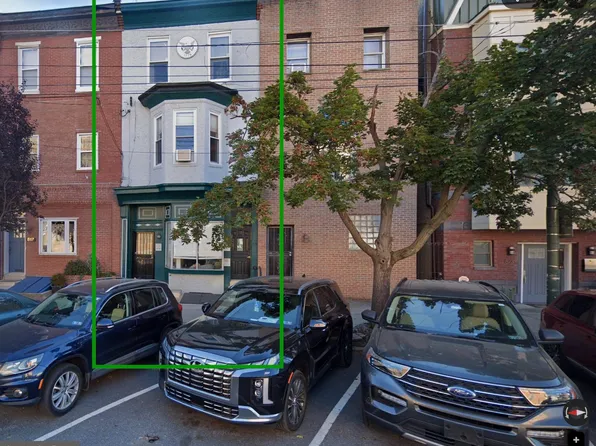 819 S 11th St, Philadelphia, PA 19147