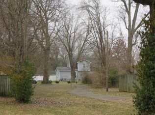 3130 Bridwell Dr, Louisville, KY 40216