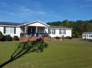 1968 Richlands Rd, Richlands, NC 28574