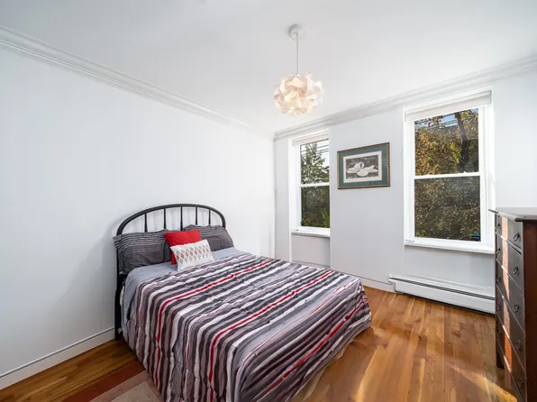 278 Monmouth Street image 14 of 25