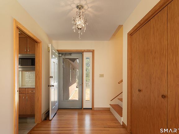 5th image of 150 Sunset Ridge Road