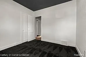 53 W Charlotte St — Photo 7